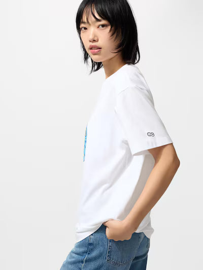 تيشيرت يونيكلو بوكيمون UT برسومات | أومانيت (أبيض)